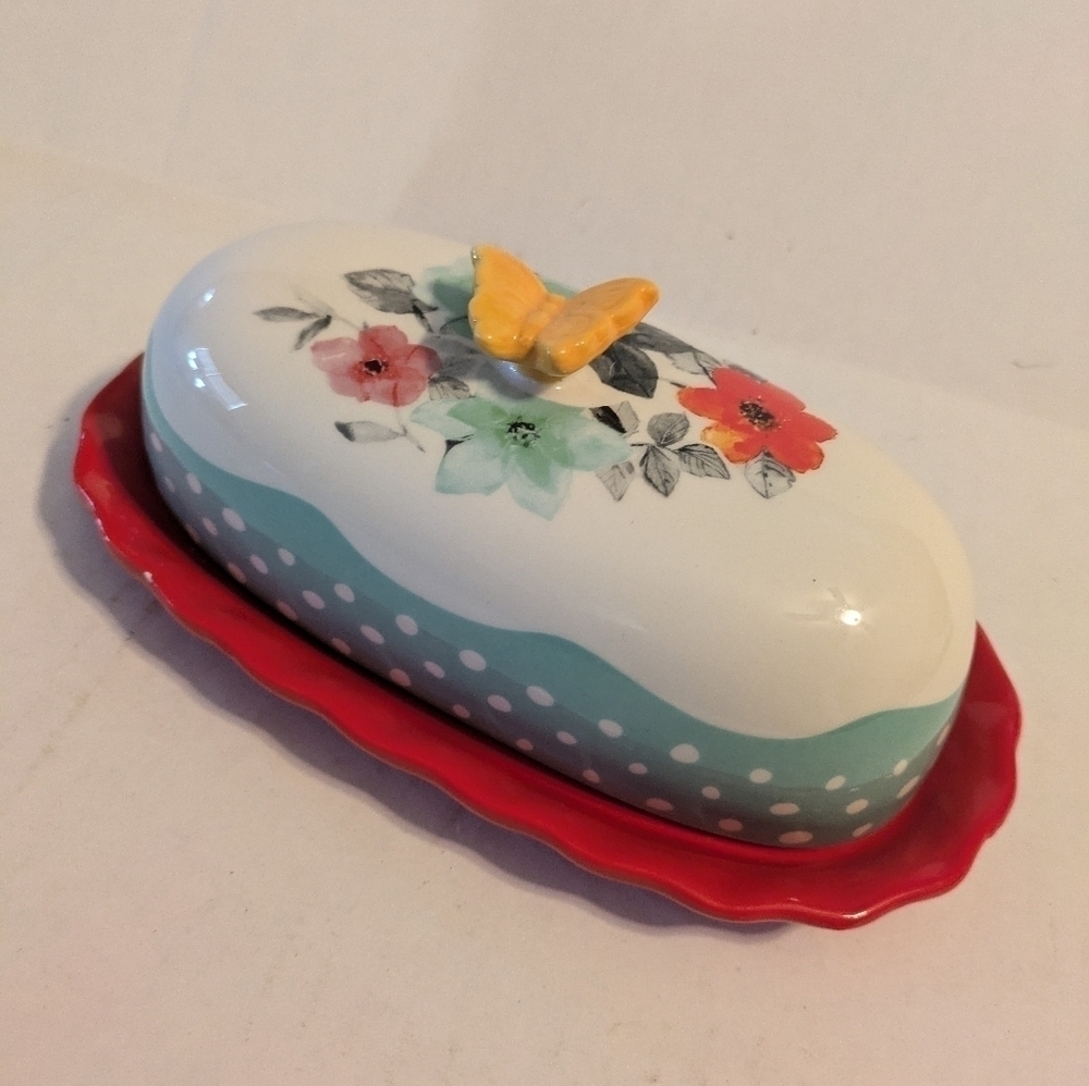 The Pioneer Woman Floral 6.4" Butter Dish with lid